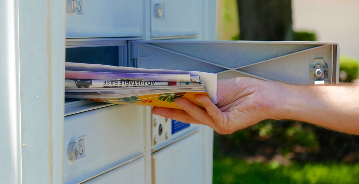 The Fashionable Return of Direct Mail: A Must-Have for Apparel Marketing
